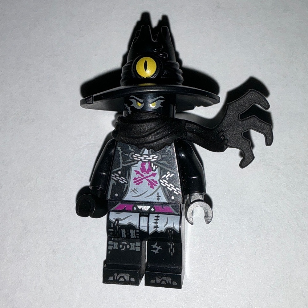 LEGO Dreamzzz Night Hunter Minifigure